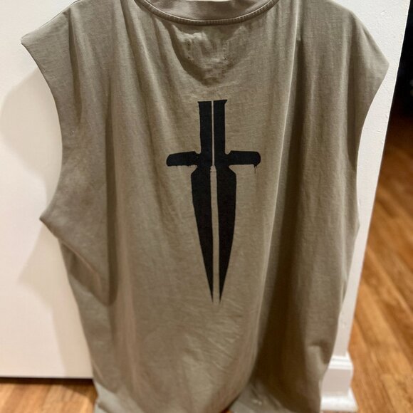 Ironwilled DAGGER CUTOFF Tee (Olive/XXL) Limited Edition - Picture 4 of 6